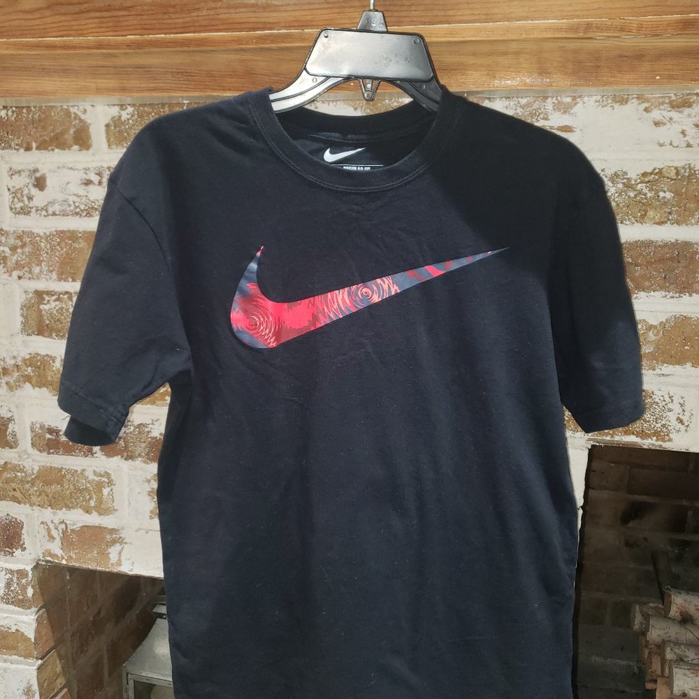 NIke tshirt